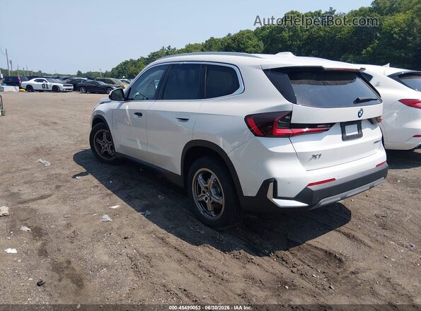 WBX73EF01P5W43743 2023 BMW X1 White Rear left