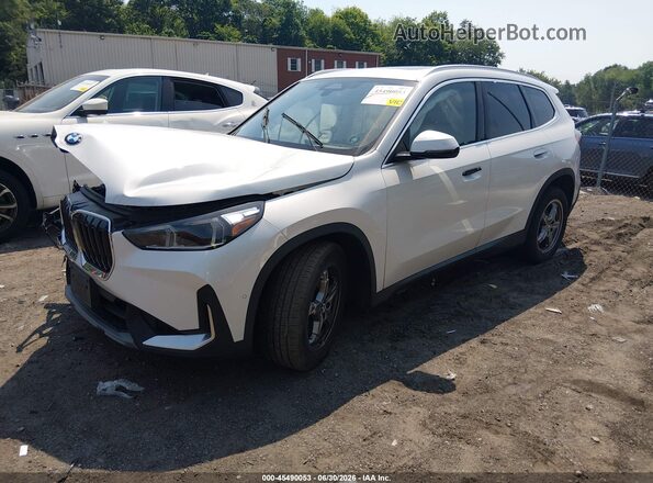 WBX73EF01P5W43743 2023 BMW X1 White Front left