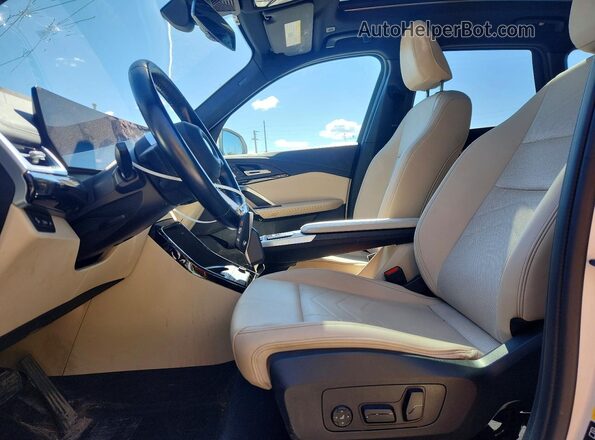 WBX73EF01P5Y22817 2023 BMW X1 White Вид салону спереду