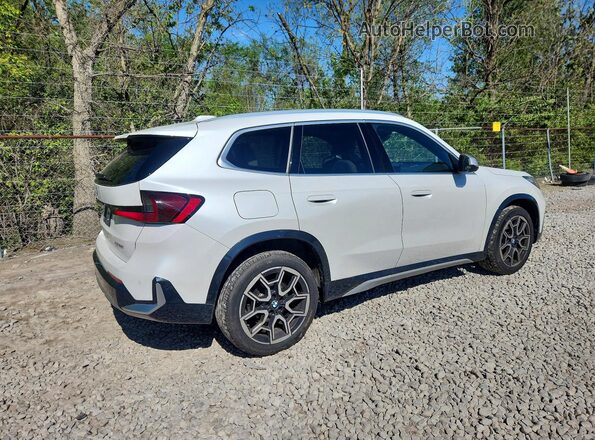 WBX73EF01P5Y22817 2023 BMW X1 White Задня права чверть