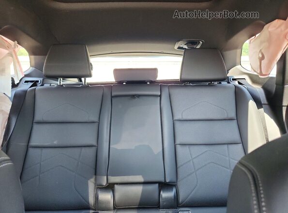 WBX73EF01S5143459 2025 BMW X1 Green Widok tylnych siedzeń