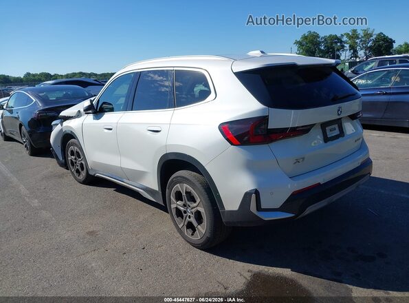 WBX73EF02P5V95282 2023 BMW X1 White Rear left