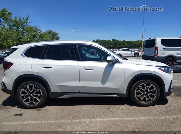 WBX73EF04P5X36403 2023 BMW X1 White 