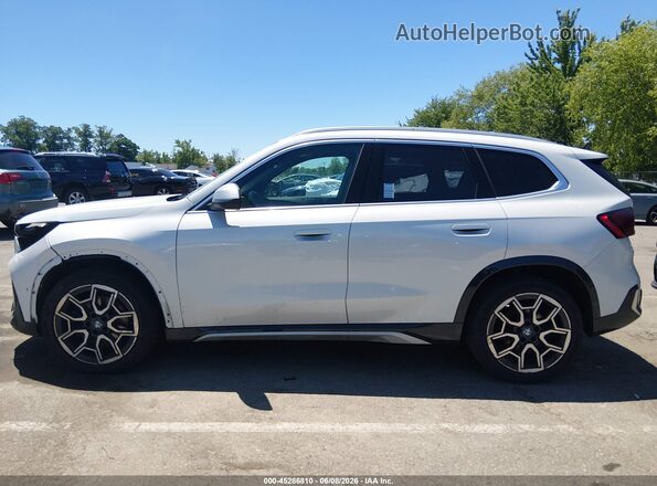 WBX73EF04P5X36403 2023 BMW X1 White 