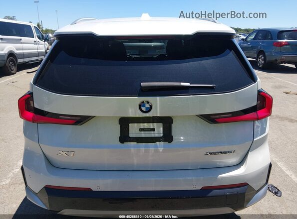 WBX73EF04P5X36403 2023 BMW X1 White 