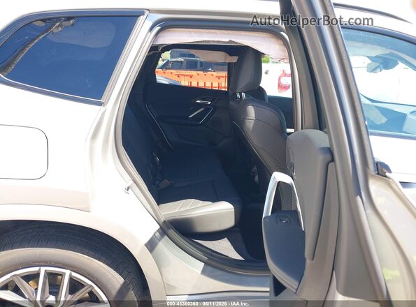 WBX73EF04S5307643 2025 BMW X1 Silver Vista de la etiqueta del VIN