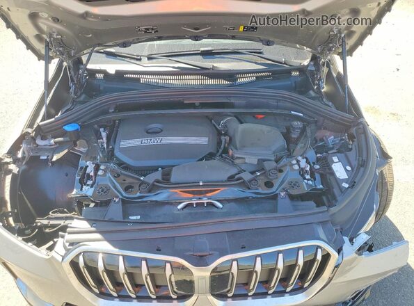 WBX73EF05T5627586 2026 BMW X1 Beige Вид підкапотного простору