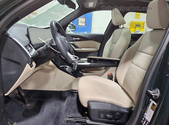 WBX73EF06R5Y46601 2024 BMW X1 Green Vista interior delantera