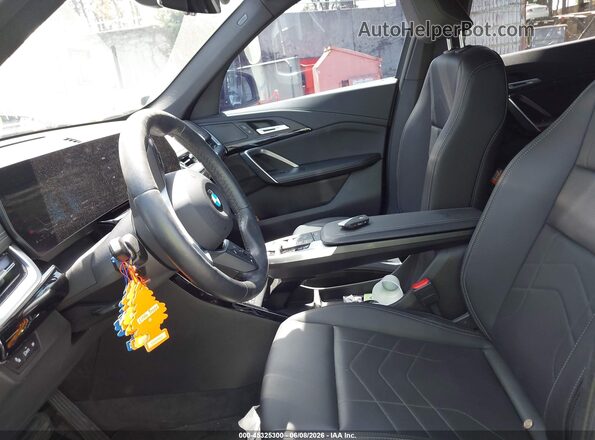 WBX73EF06S5295883 2025 BMW X1 Black 