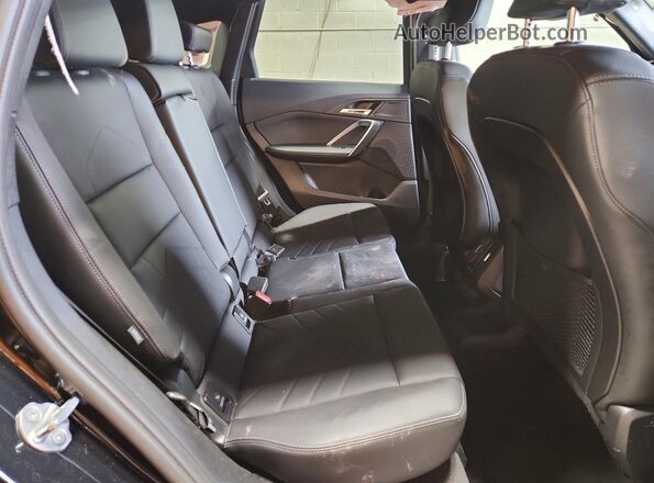 WBX73EF07R5Z33875 2024 BMW X1 Black Widok wnętrza z tyłu