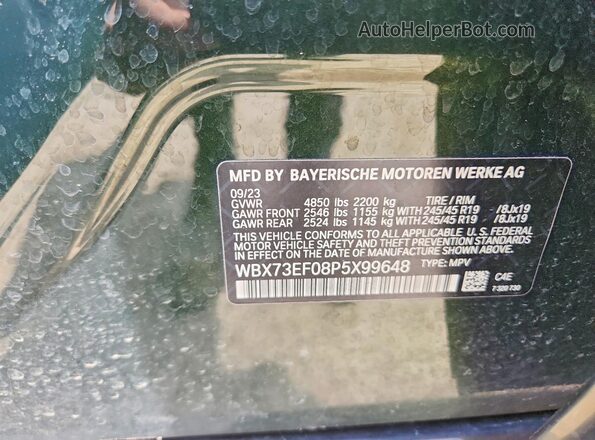 WBX73EF08P5X99648 2023 BMW X1 Green Widok naklejki z numerem VIN