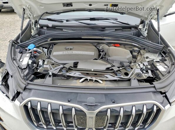 WBX73EF08S5083907 2025 BMW X1 White Engine compartment view