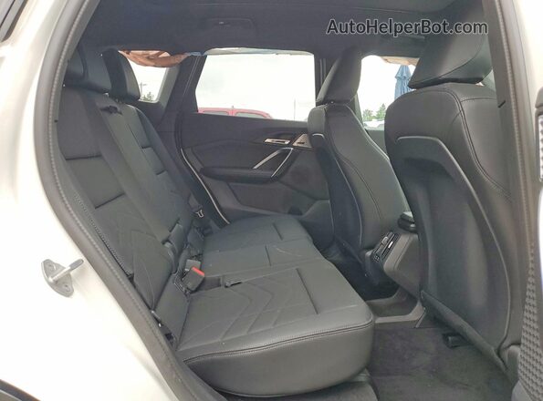 WBX73EF08S5083907 2025 BMW X1 White Rear interior view