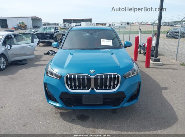 WBX73EF08S5115349 2025 BMW X1 Blue Widok wnętrza z tyłu