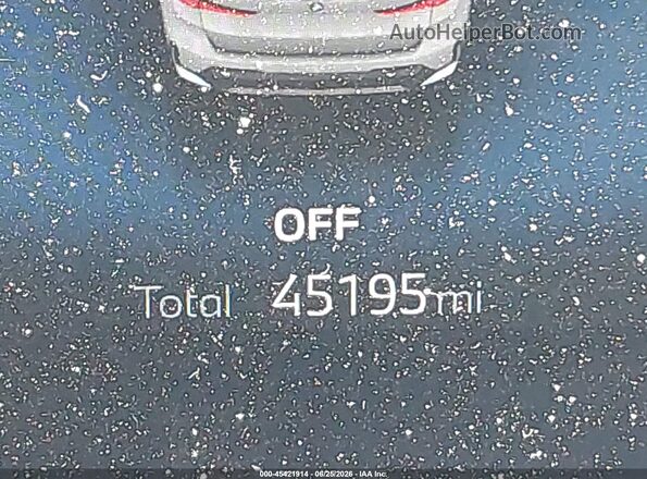 WBX73EF09P5X67226 2023 BMW X1 White 