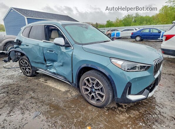 WBX73EF09R5Y38413 2024 BMW X1 Green Передня права чверть