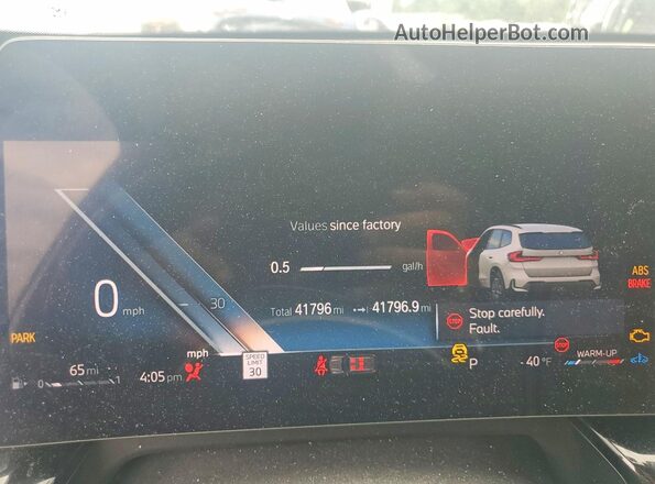 WBX73EF0XP5X28290 2023 BMW X1 White Widok zestawu wskaźników
