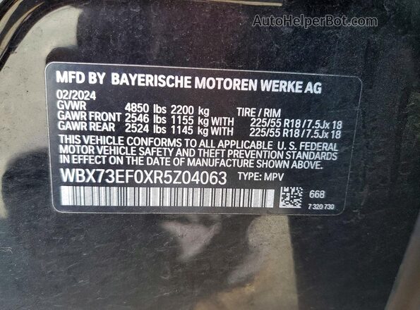 WBX73EF0XR5Z04063 2024 BMW X1 Black Widok naklejki z numerem VIN
