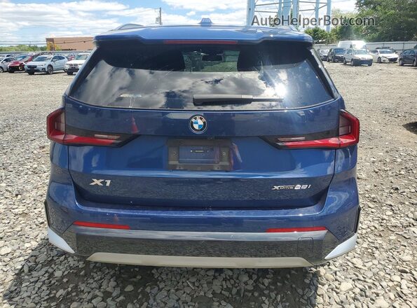 WBX73EF0XR5Z08274 2024 BMW X1 Blue Rear view