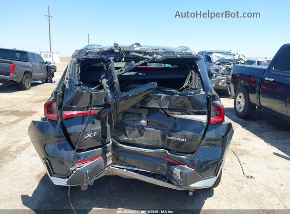 WBX73EF0XS5041772 2025 BMW X1 Black 