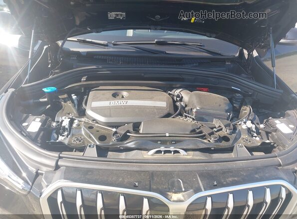 WBX73EF0XS5088283 2025 BMW X1 Черный Вид сзади
