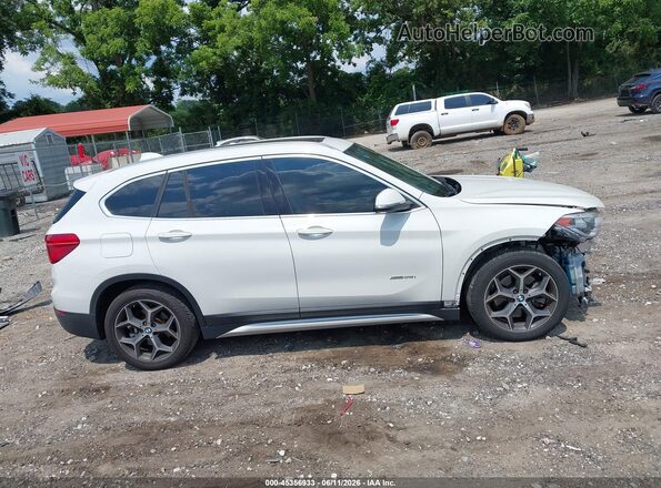 WBXHT3C30G5E53412 2016 BMW X1 White Панорамний вид салону 360°