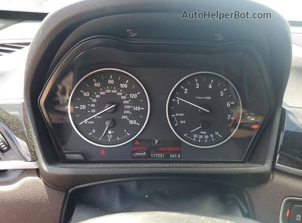 WBXHT3C30H5F75396 2017 BMW X1 White ხელსაწყოთა პანელის ხედი