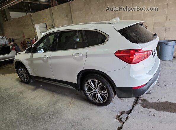 WBXHT3C31H5F69722 2017 BMW X1 White 