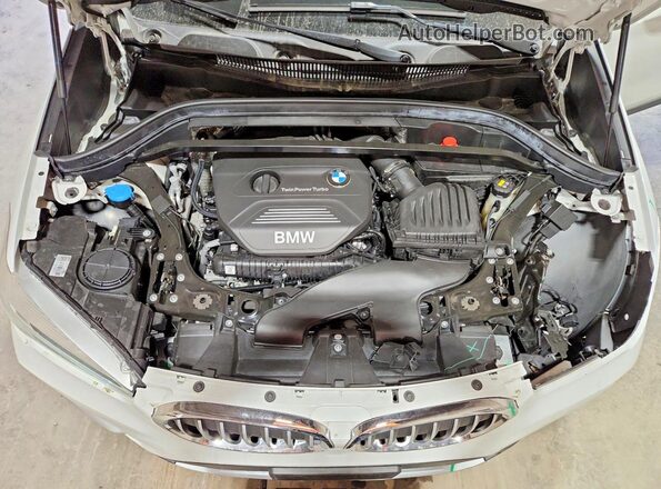 WBXHT3C31H5F69722 2017 BMW X1 White 
