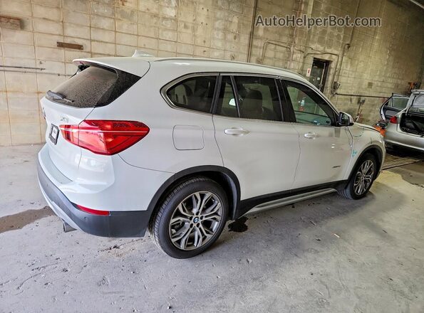 WBXHT3C31H5F69722 2017 BMW X1 White 