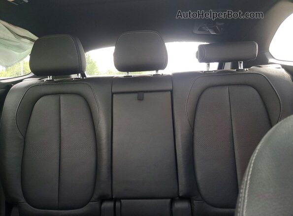 WBXHT3C31H5F77643 2017 BMW X1 Black Widok tylnych siedzeń