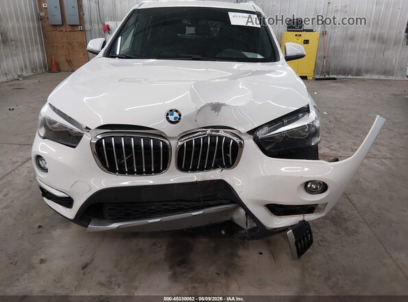WBXHT3C32J5L31168 2018 BMW X1 White Vista frontal
