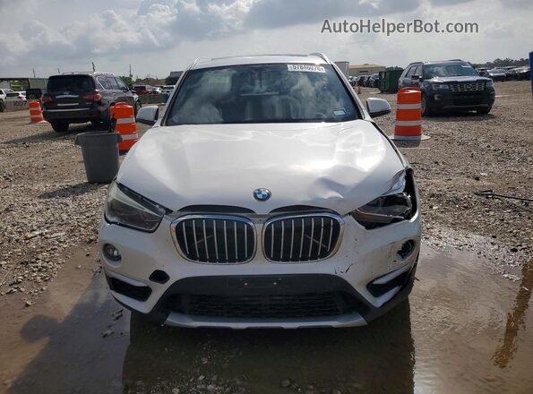 WBXHT3C33G5E56496 2016 BMW X1 White Դիմացի տեսք