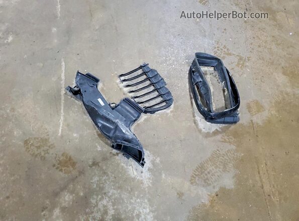 WBXHT3C33H5F67907 2017 BMW X1 Gray 