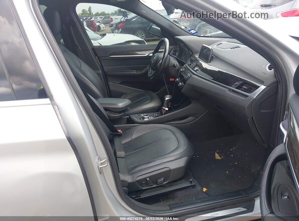 WBXHT3C33J5K27823 2018 BMW X1 Silver Սալոնի դիմացի տեսք
