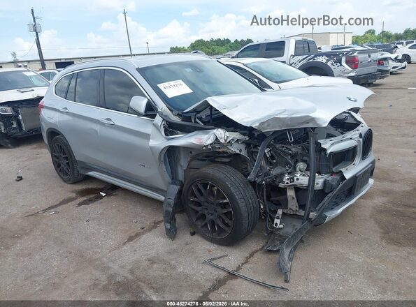 WBXHT3C33J5K27823 2018 BMW X1 Silver Սալոնի 360 աստիճան տեսք