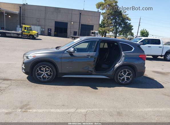 WBXHT3C33J5K31144 2018 BMW X1 Gray წინა ხედი