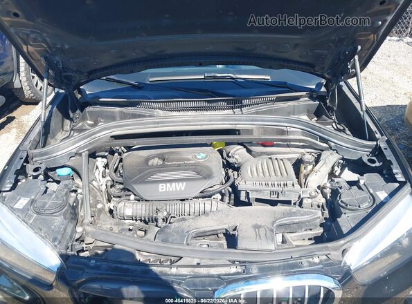WBXHT3C34J5L30832 2018 BMW X1 Black Vista trasera