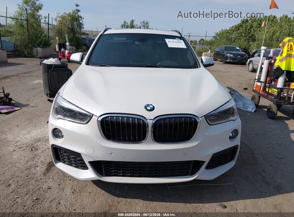 WBXHT3C35G5F64408 2016 BMW X1 White Առջևի վահանակի տեսք