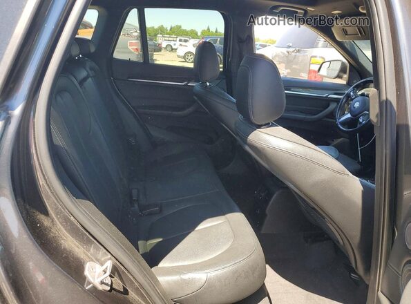 WBXHT3C35GP888718 2016 BMW X1 Charcoal 