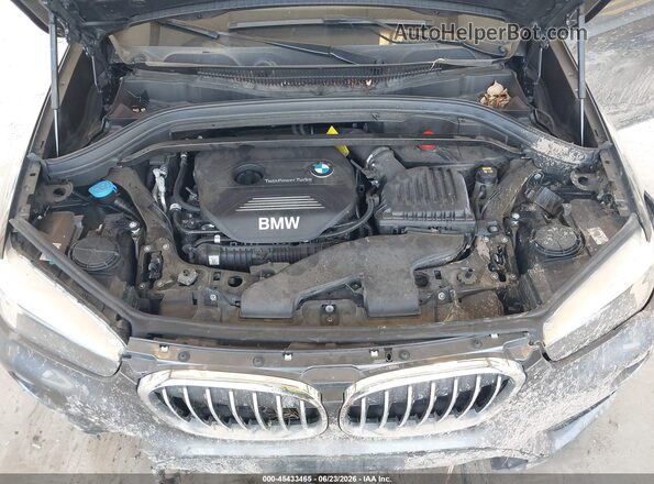 WBXHT3C35J5F89879 2018 BMW X1 Gray Vista trasera