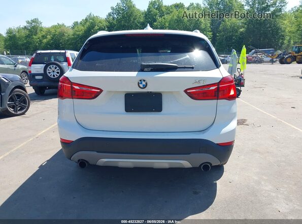 WBXHT3C36H5F77704 2017 BMW X1 White 
