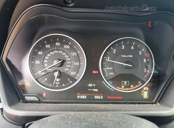 WBXHT3C36J5F90135 2018 BMW X1 Silver Սարքավորումների վահանակի տեսք