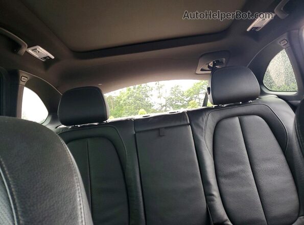 WBXHT3C36J5F90135 2018 BMW X1 Silver Հետևի նստատեղերի տեսք
