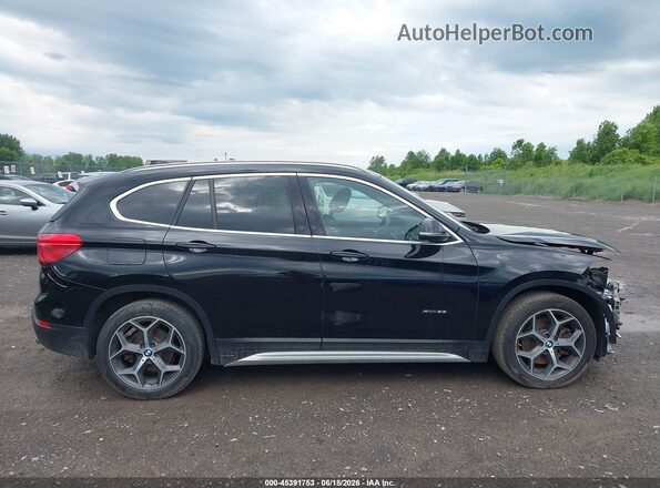 WBXHT3C36J5K25869 2018 BMW X1 Black Панорамний вид салону 360°