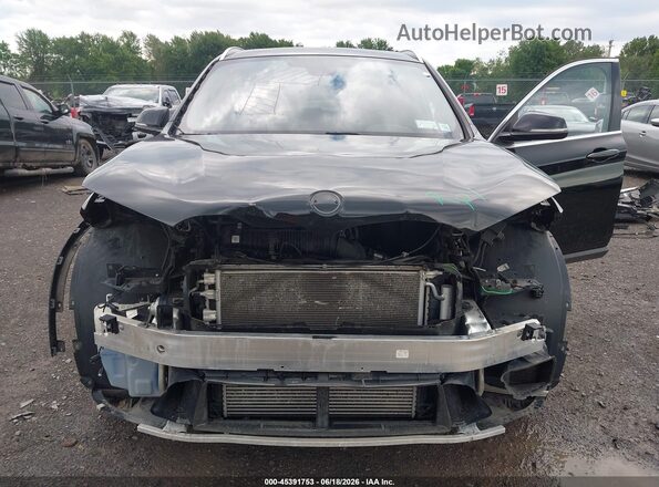 WBXHT3C36J5K25869 2018 BMW X1 Black Вид спереду