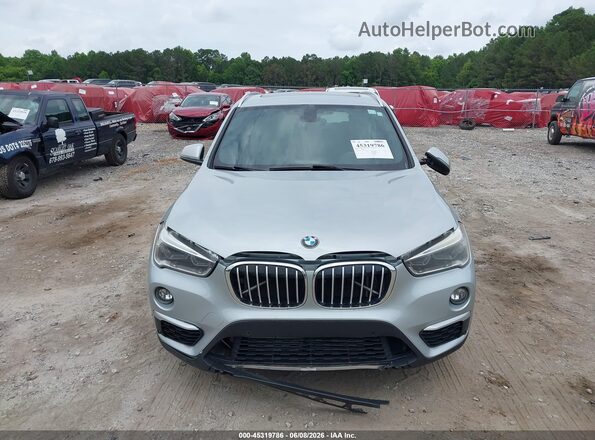 WBXHT3C37GP881883 2016 BMW X1 Silver Սարքավորումների վահանակի տեսք