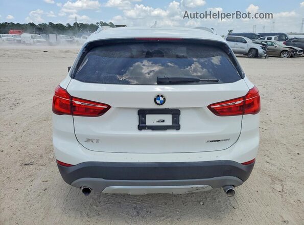 WBXHT3C37J3H33086 2018 BMW X1 White 