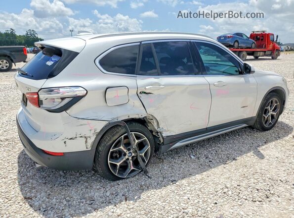 WBXHT3C38H5F87991 2017 BMW X1 Белый Задняя правая четверть