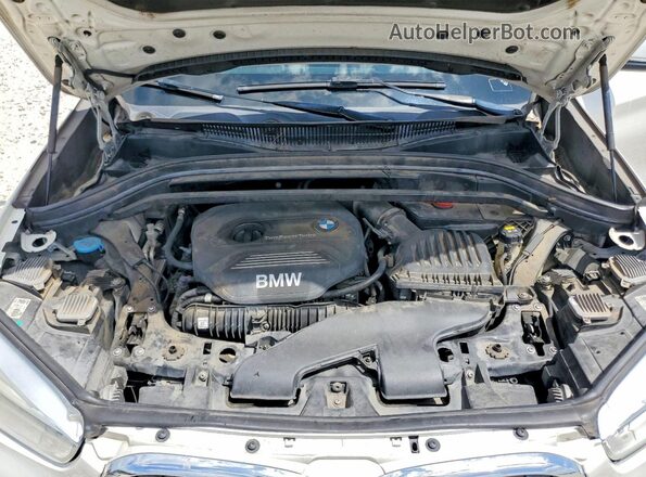 WBXHT3C38H5F87991 2017 BMW X1 Белый Вид подкапотного пространства